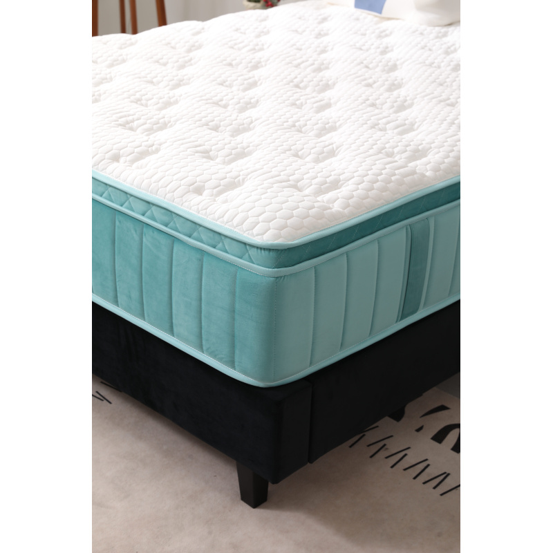 04_1366_1366_968392025